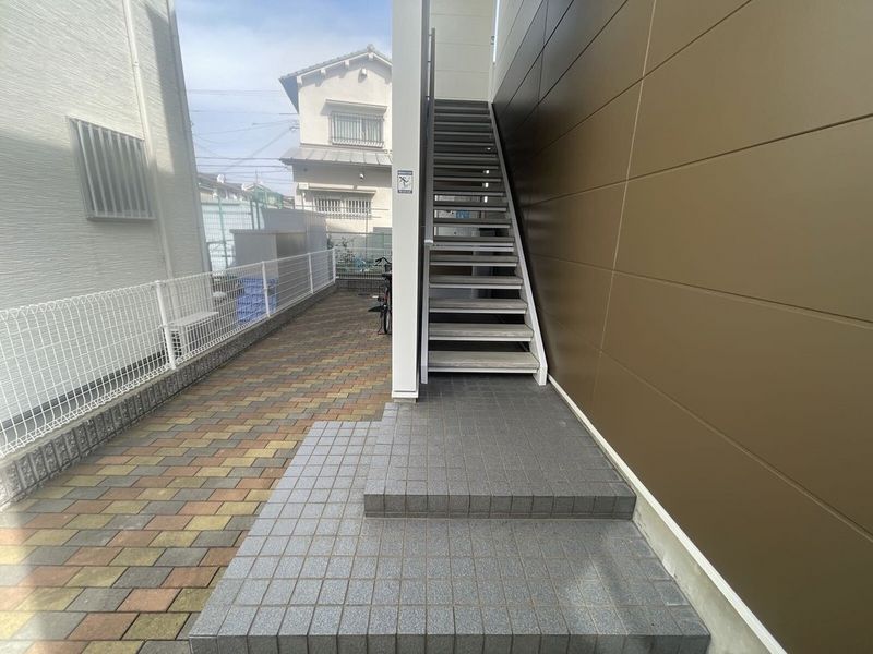 leopalace SERAPH Entrance