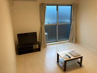 ミランダメルベーユ高坂 居間