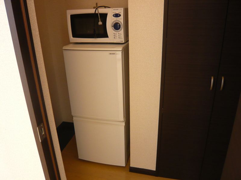 レオネクストわかば　１ 居間