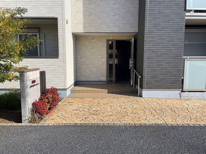 ミランダソレーユ エントランス