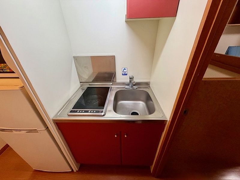 レオパレス源池 キッチン