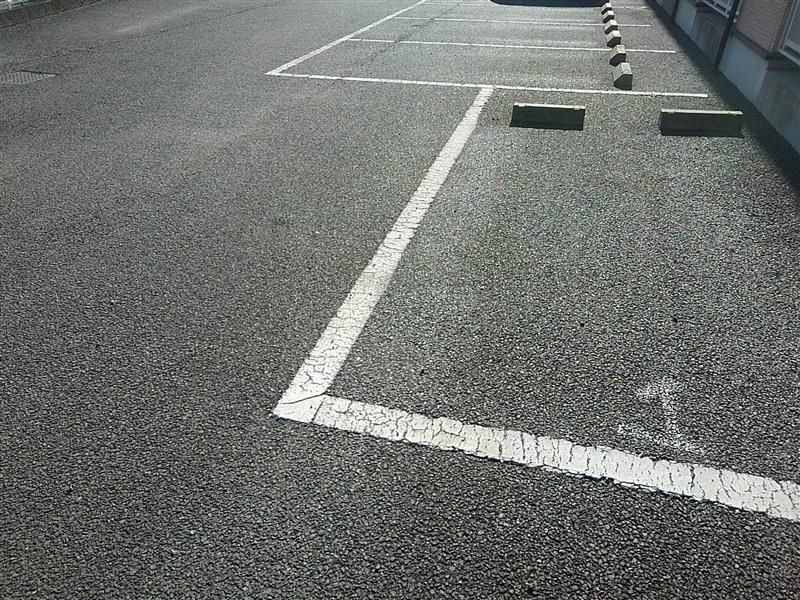 レオパレスアムール　ＩＷＡＯ 駐車場