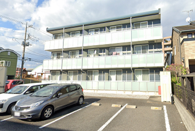 レオネクストクレセント 駐車場