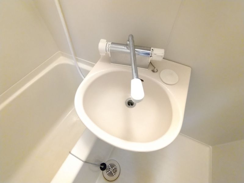 レオパレスみらい 洗面台