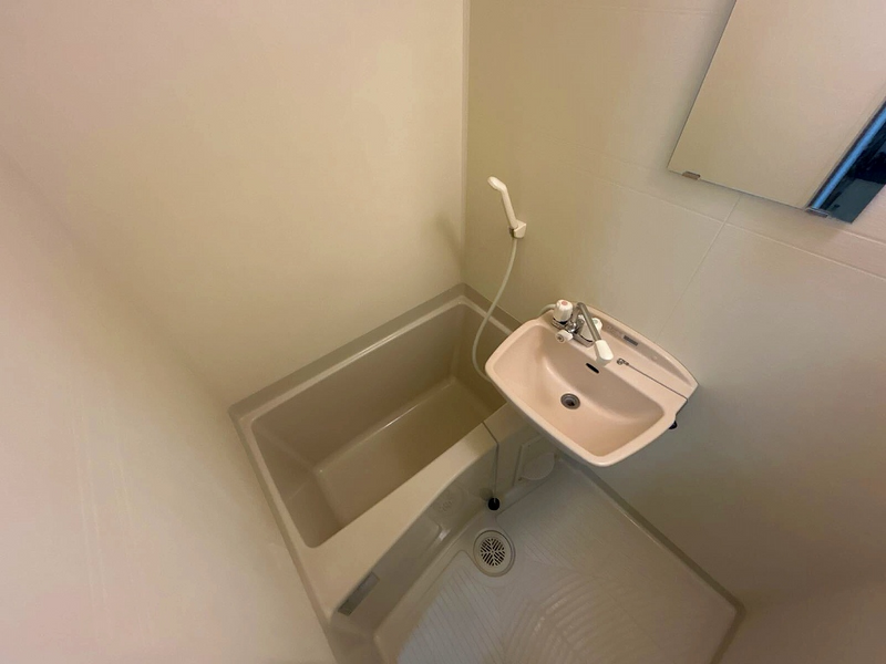 LEONEXT Park Nest Bathroom