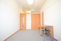 レオパレスグリーン 居間