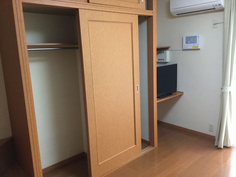 レオパレスしんどうⅢ 居間