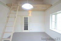 レオパレス上大岡第１２ 居間