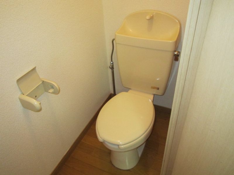 レオパレスヴァンベール トイレ