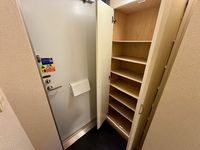 レオパレスミルキーウェイ 玄関