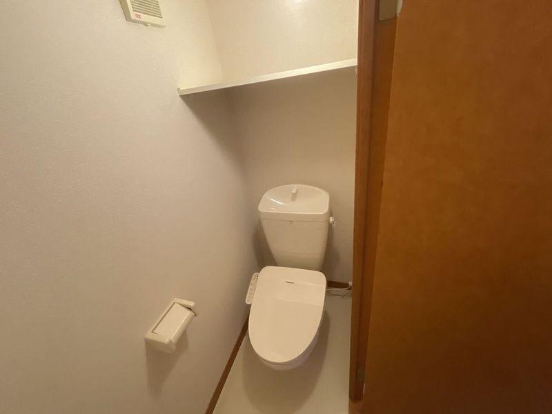 レオパレス屋形 トイレ