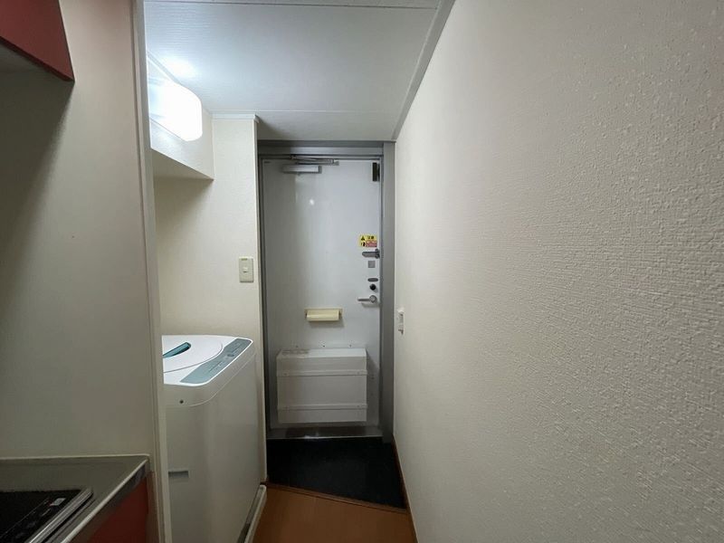 レオパレスメゾンＴ　４ 玄関