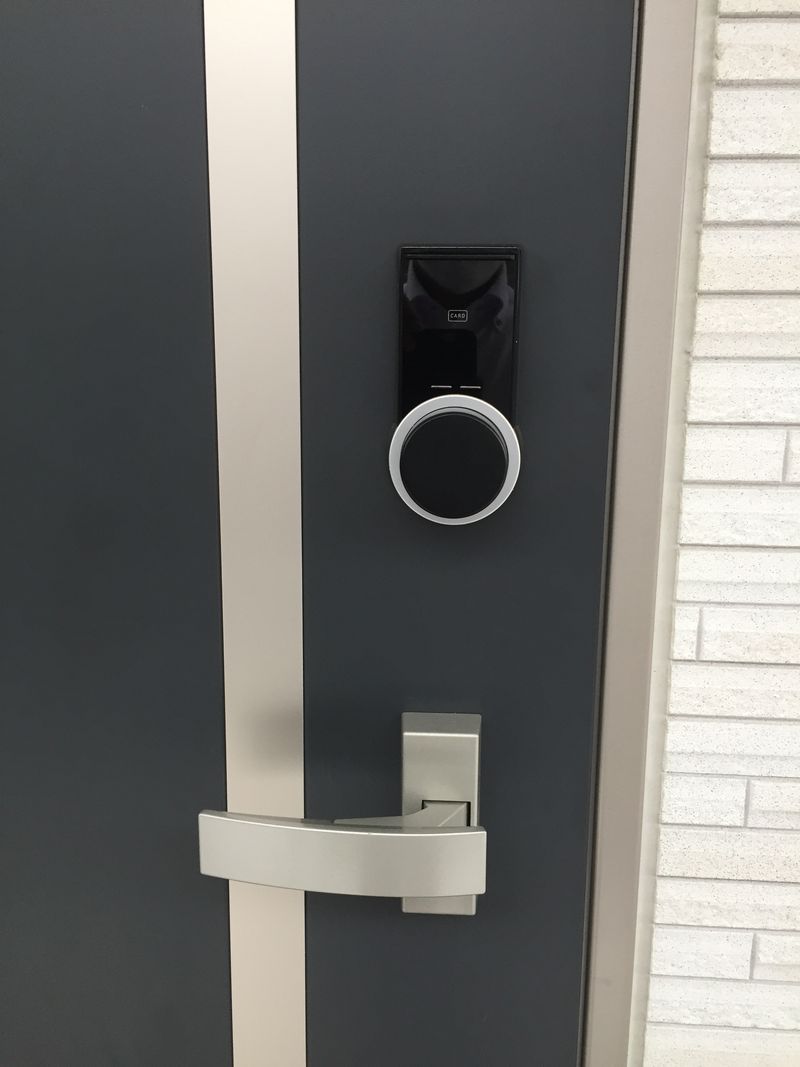 クレイノＭ 玄関