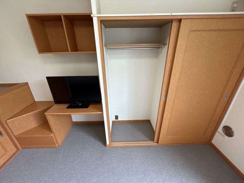 レオパレスブランドール 収納