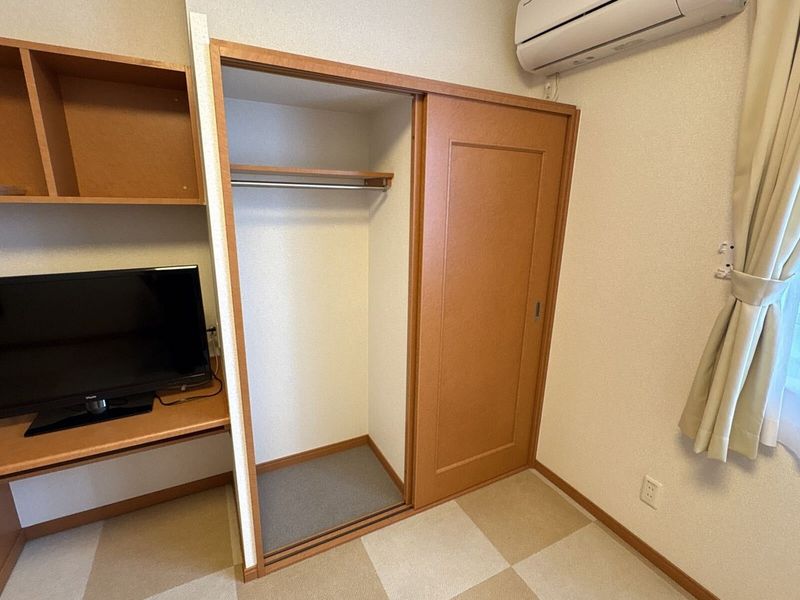 レオパレスレキア 収納