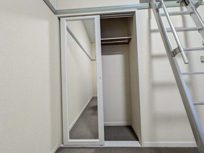 レオパレスインパストラル 収納