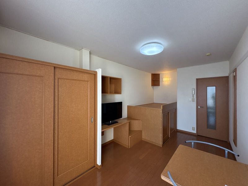 レオパレスコンフォートⅡ 居間