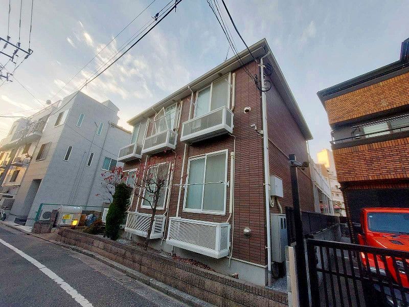 レオパレスエターナル 外観