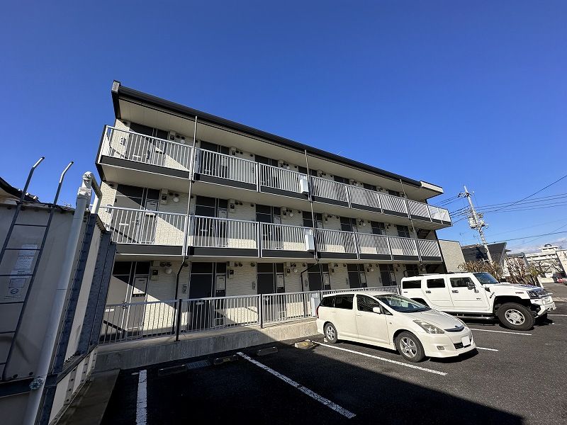 レオパレスグローサー　ベーア 駐車場