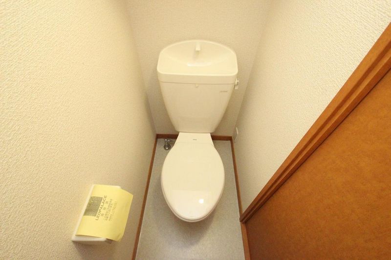 レオパレス竹 トイレ