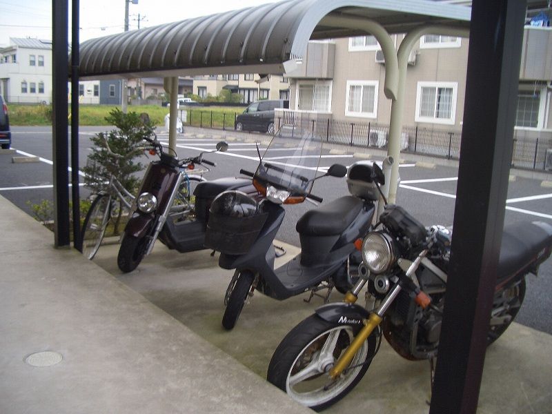 レオパレスひねもす 共用部分