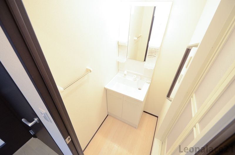 クレイノシャノアール 洗面所