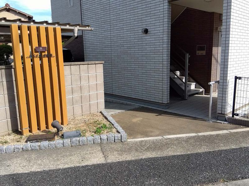 ミランダルピナス弐番館 エントランス