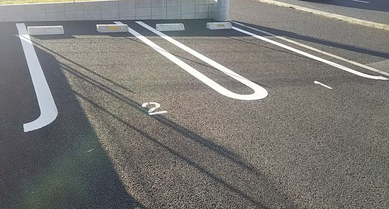 クレイノＦＯＲＥＴⅢ 駐車場