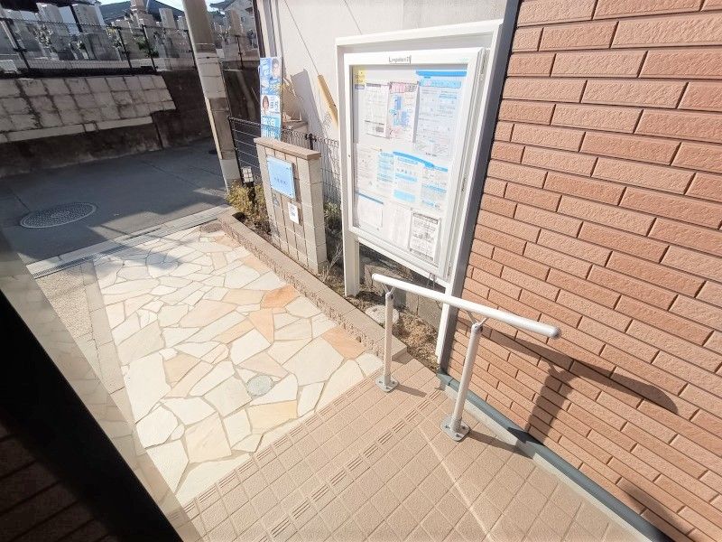 レオネクストハピネス エントランス