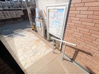 レオネクストハピネス エントランス