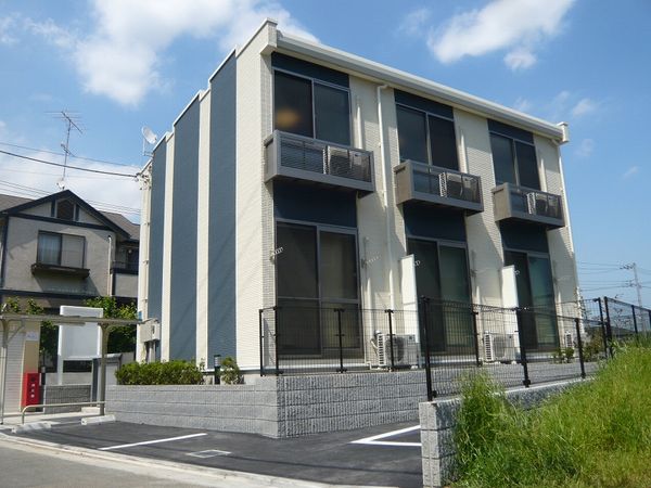 レオネクスト雅イシイ 外観