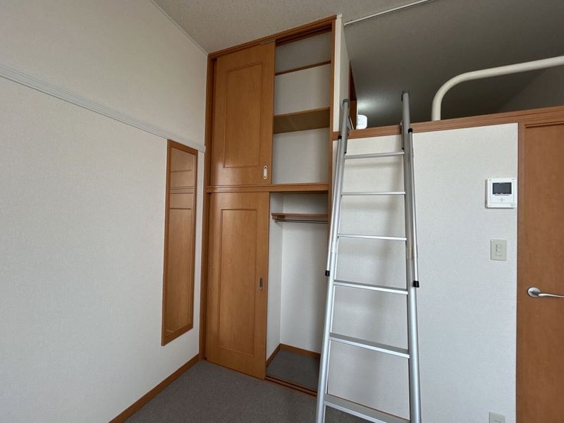 レオパレス司 収納