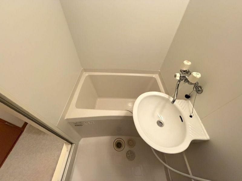 レオパレス城町 風呂