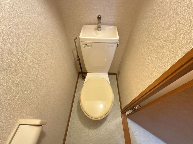 レオパレス８８８ トイレ