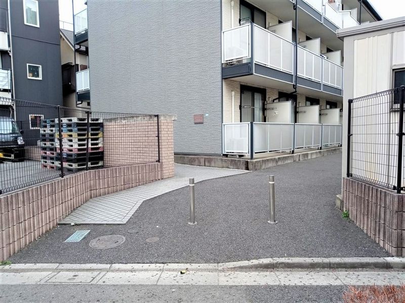 レオパレスエトワール朝日Ⅱ エントランス