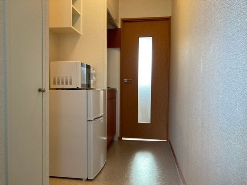 レオパレス永山５　７ 玄関