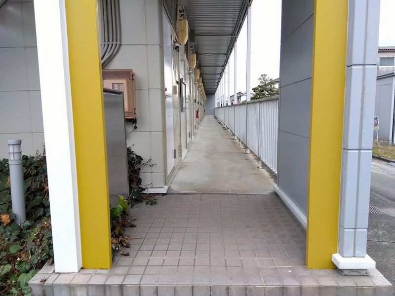 レオパレス志度 共用部分