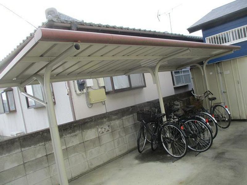 レオパレスコルヌイエ 共用部分