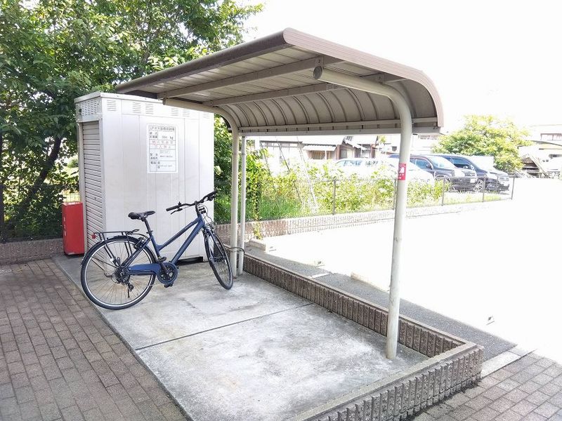 レオパレスサマール梅井 共用部分