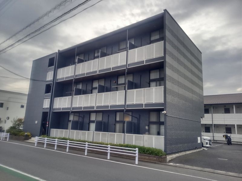レオパレス羽邑 外観