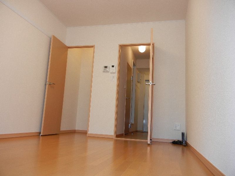 レオパレスパタータⅢ 居間