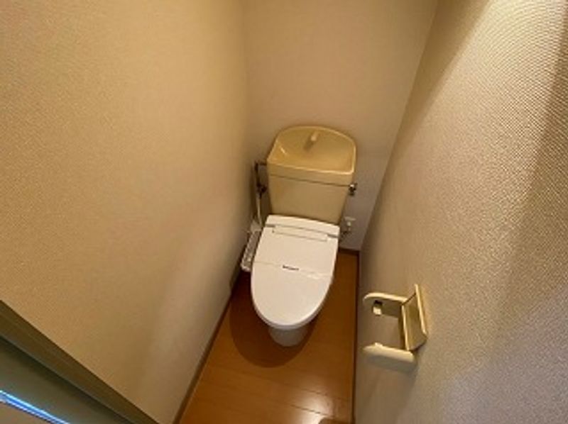 レオパレスライトハウス トイレ