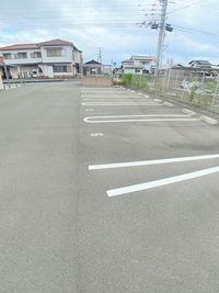 クレイノ拾五 駐車場