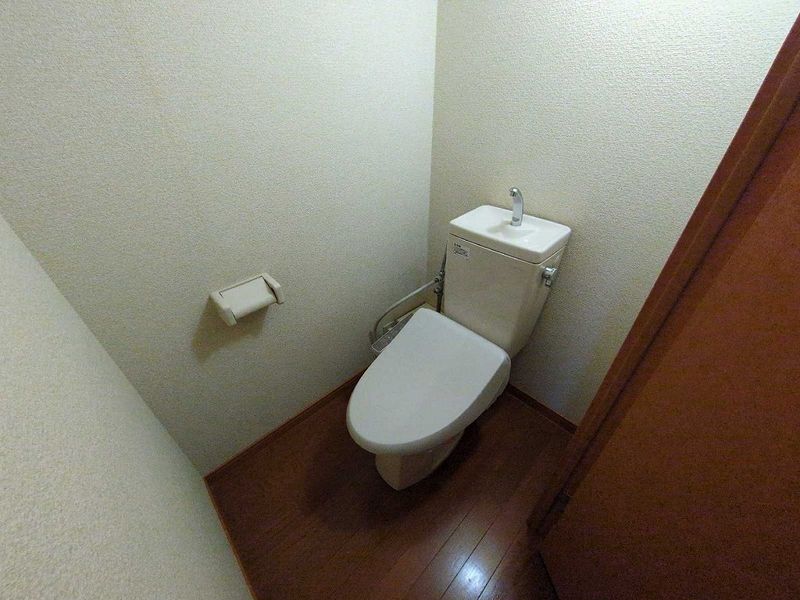 レオパレスサンボーン トイレ