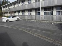 レオパレスツカサ 駐車場