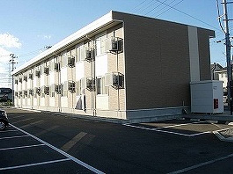 レオパレスシャールポンド　Ｃ 駐車場