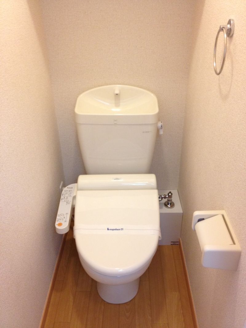 レオパレス桜 トイレ