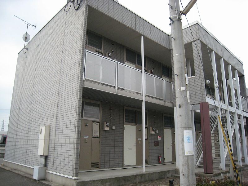 レオパレスＭ’ｓフレーズ弐番館 外観