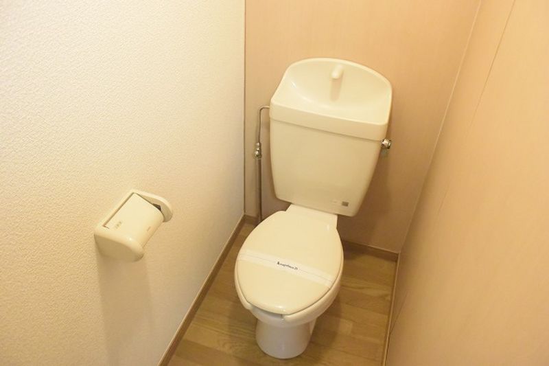 レオパレス豊島南 トイレ