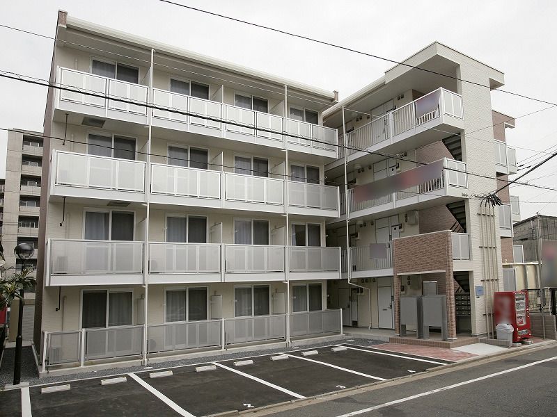 レオパレス八幡駅前 外観